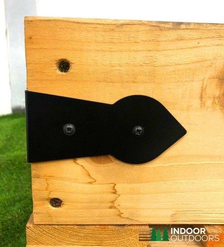 Arrow head corner decorative - head,
